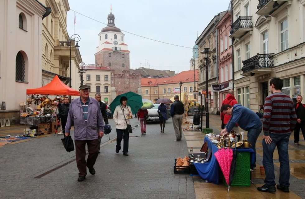  Giełda staroci w Lublinie (zdjęcie 16) - Autor: Wojciech Nieśpiałowski
