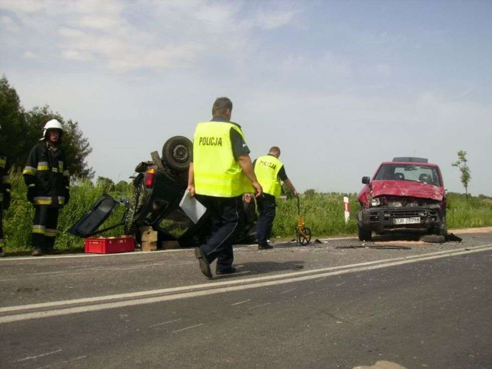  Wypadek w Tomaszowicach (zdjęcie 6) - Autor: Marek Wieczerzak