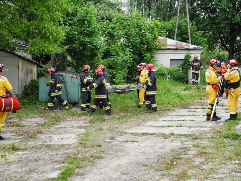  Strażacy ćwiczą na wypadek katastrofy (zdjęcie 15) - Autor: Tomasz Baran / KW PSP Lublin