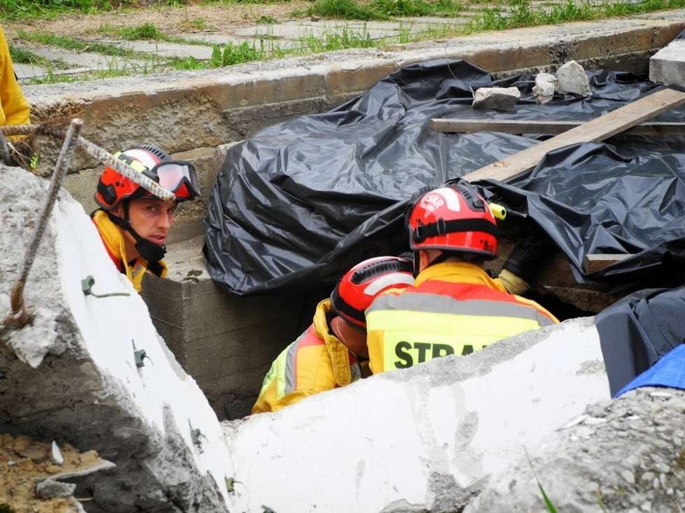  Strażacy ćwiczą na wypadek katastrofy (zdjęcie 16) - Autor: Tomasz Baran / KW PSP Lublin