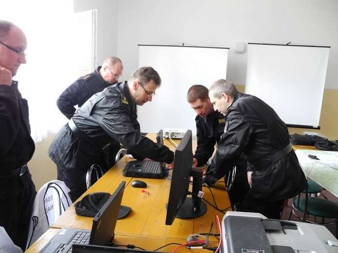 Strażacy ćwiczą na wypadek katastrofy - Autor: Tomasz Baran / KW PSP Lublin