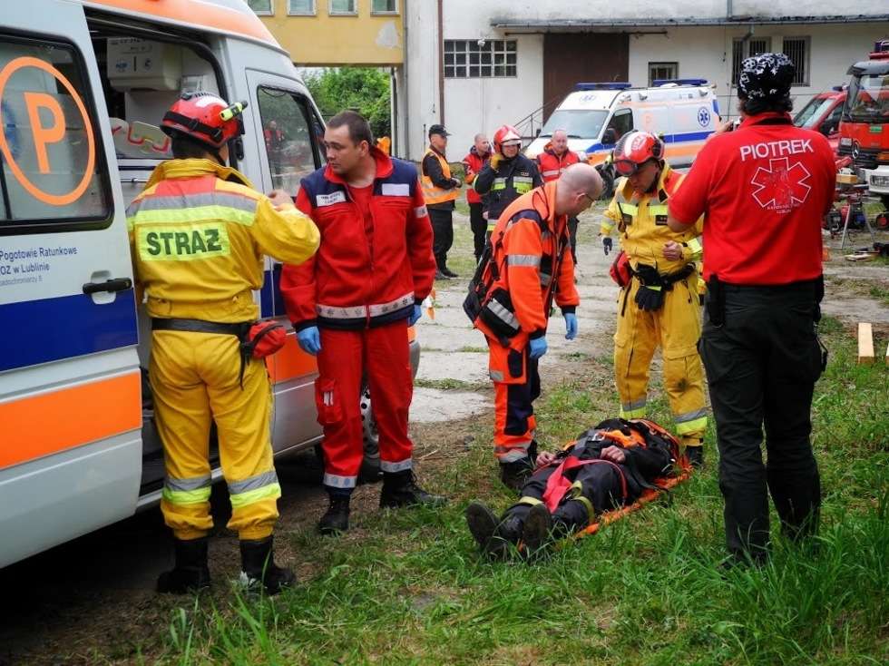  Strażacy ćwiczą na wypadek katastrofy (zdjęcie 22) - Autor: Tomasz Baran / KW PSP Lublin