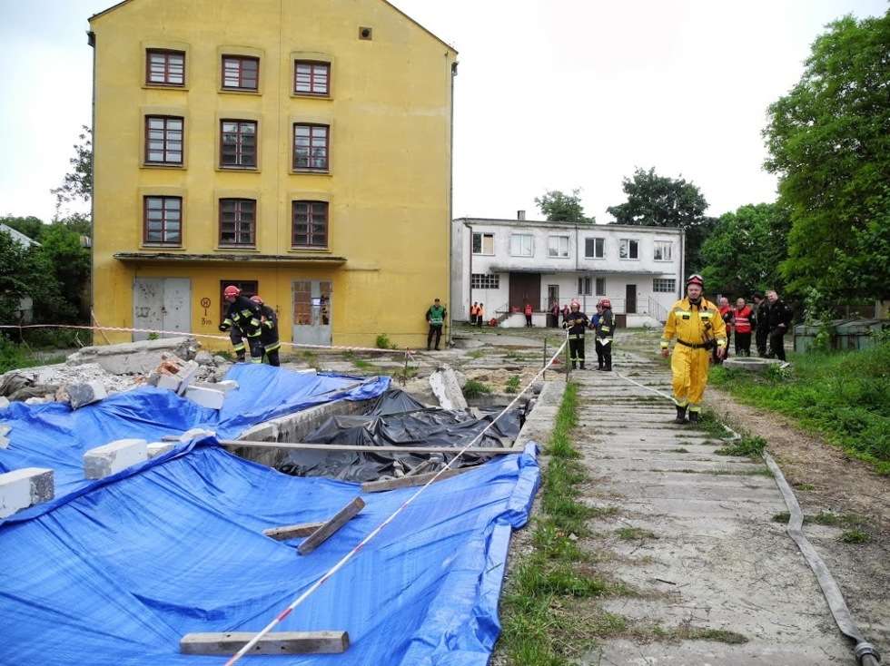  Strażacy ćwiczą na wypadek katastrofy (zdjęcie 5) - Autor: Tomasz Baran / KW PSP Lublin
