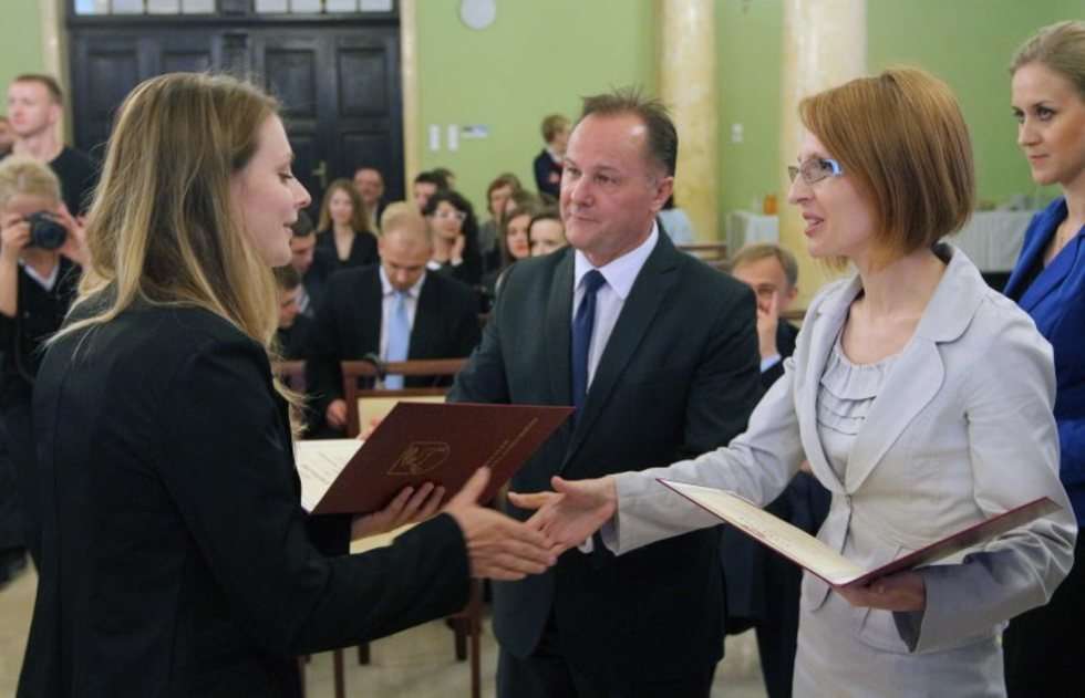  Studenci dostali stypendia od Marszałka (zdjęcie 11) - Autor: Wojciech Nieśpiałowski
