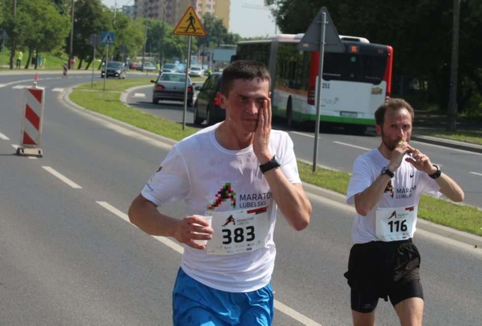  Pierwszy Maraton Lubelski (zdjęcie 16) - Autor: Wojciech Nieśpiałowski
