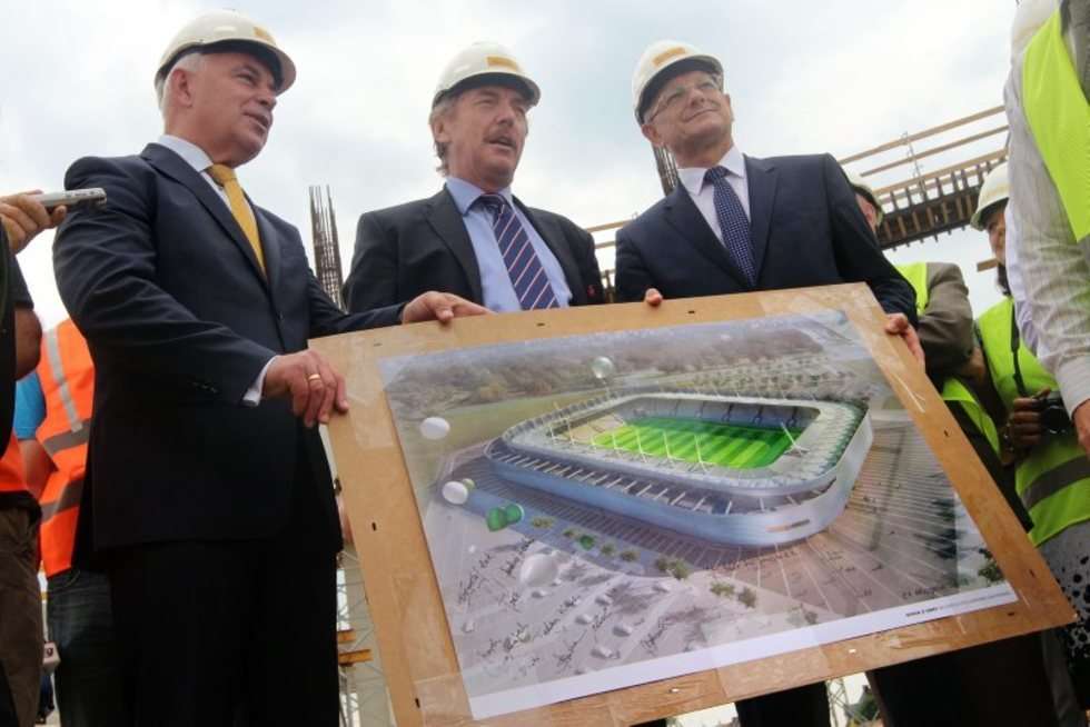  Boniek na budowie stadionu w Lublinie (zdjęcie 7) - Autor: Wojciech Nieśpiałowski