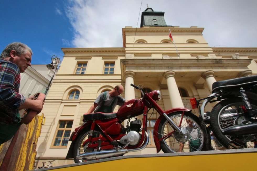  Wystawa motocykli WSK w Lublinie (zdjęcie 8) - Autor: Wojciech Nieśpiałowski