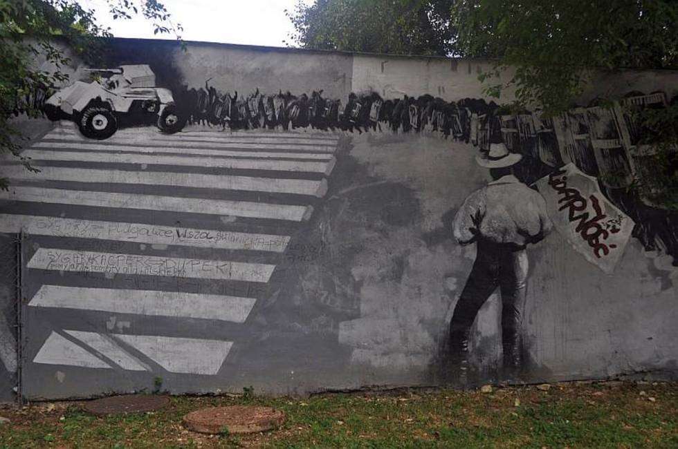  Zniszczone historyczne murale w Świdniku (zdjęcie 5) - Autor: UM Świdnik
