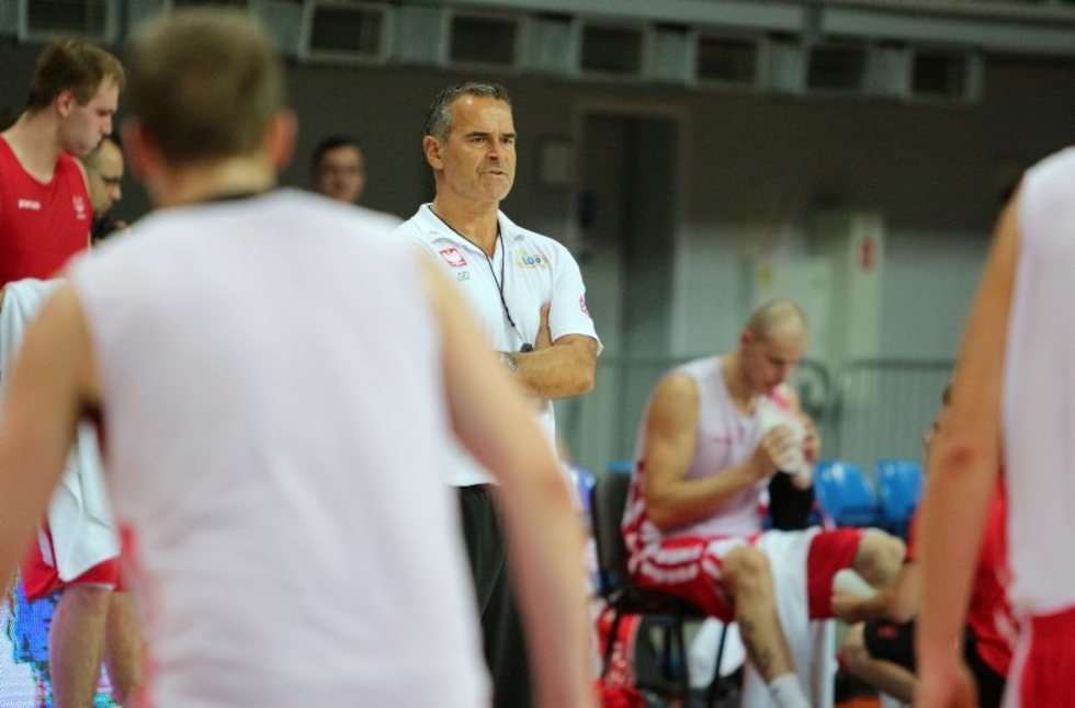  Koszykówka - trening Reprezentacji Polski w hali Globus (zdjęcie 14) - Autor: Wojciech Nieśpiałowski