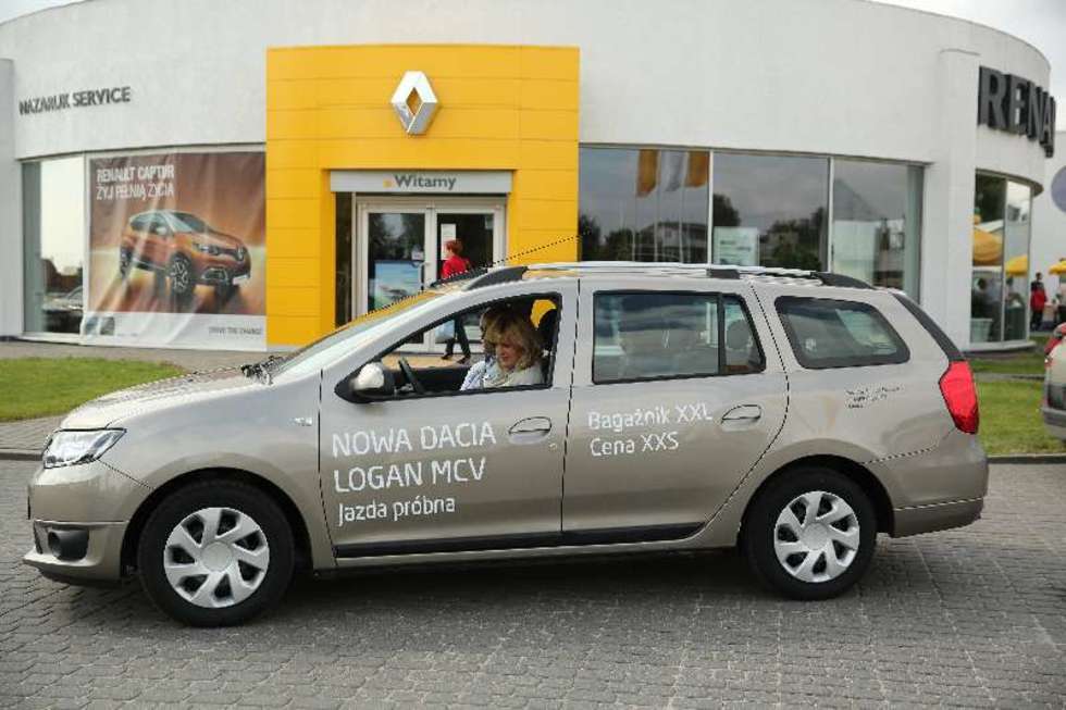  Premiera dacii logan MCV w Renault Nazaruk (zdjęcie 1) - Autor: Maciej Kaczanowski