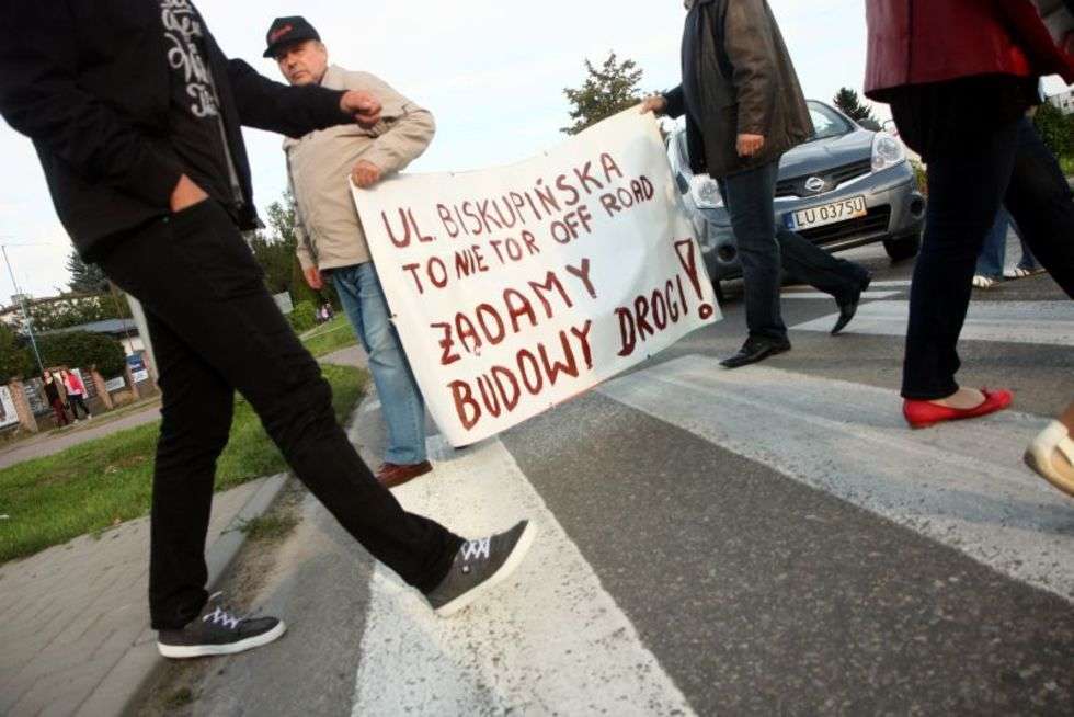  Protest na ul. Nałęczowskiej (zdjęcie 5) - Autor: Jacek Świerczyński
