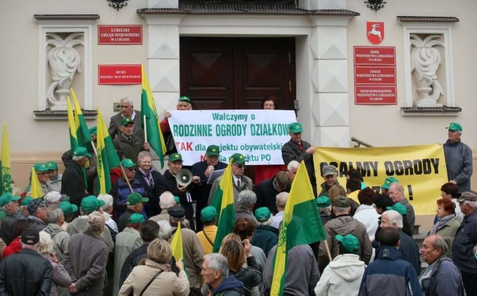  Protest działkowców w Lublinie (zdjęcie 12) - Autor: Wojciech Nieśpiałowski