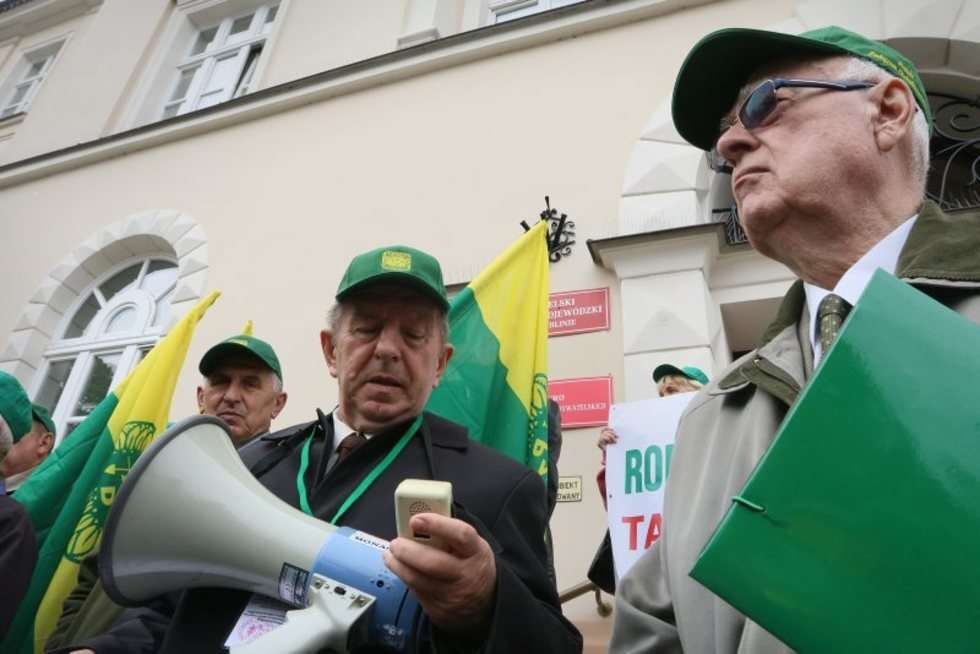  Protest działkowców w Lublinie (zdjęcie 17) - Autor: Wojciech Nieśpiałowski