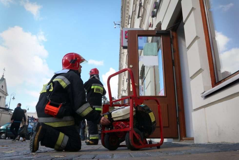 Pożar w budynku hotelu Europa w Lublinie (zdjęcie 13) - Autor: Wojciech Nieśpiałowski