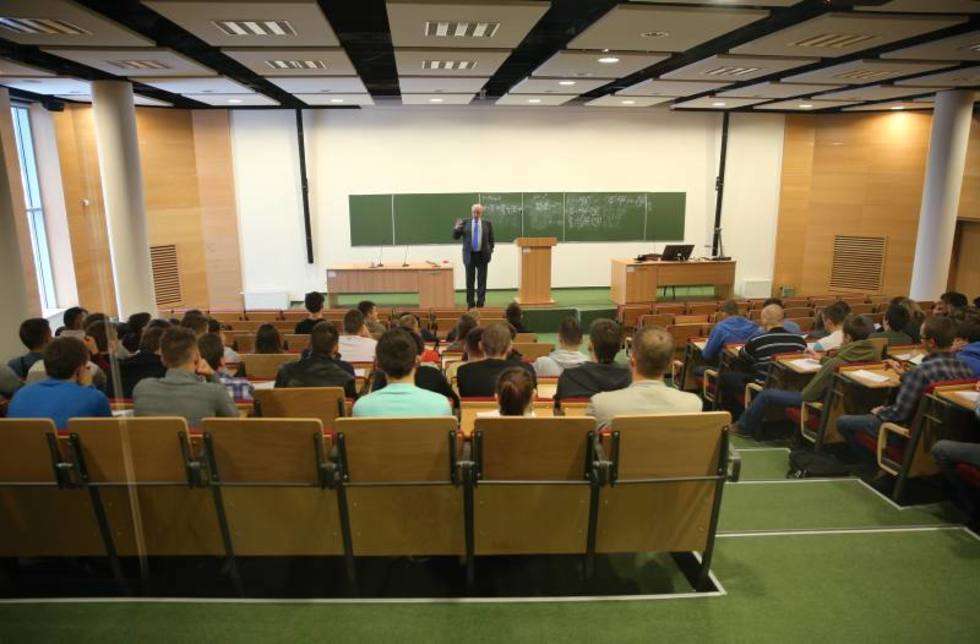 Przybywa studentów na Uniwersytecie Przyrodniczym (zdjęcie 3) - Autor: Maciej Kaczanowski