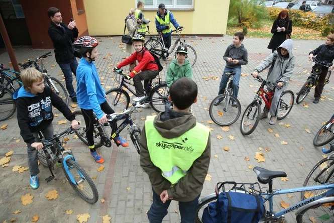 Kurs bezpiecznej jazdy rowerem dla uczniów - Autor: Maciej Kaczanowski