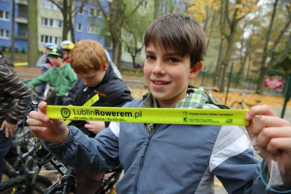 Kurs bezpiecznej jazdy rowerem dla uczniów (zdjęcie 5) - Autor: Maciej Kaczanowski