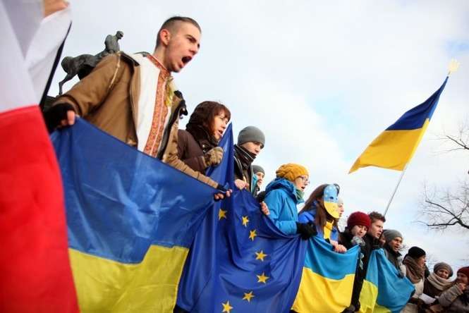 Ukraińska manifestacja na placu Litewskim - Autor: Jacek Świerczyński