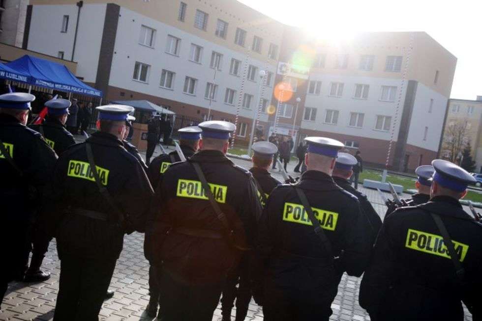  Otwarcie VII Komisariatu Policji w Lublinie (zdjęcie 1) - Autor: Jacek Świerczyński