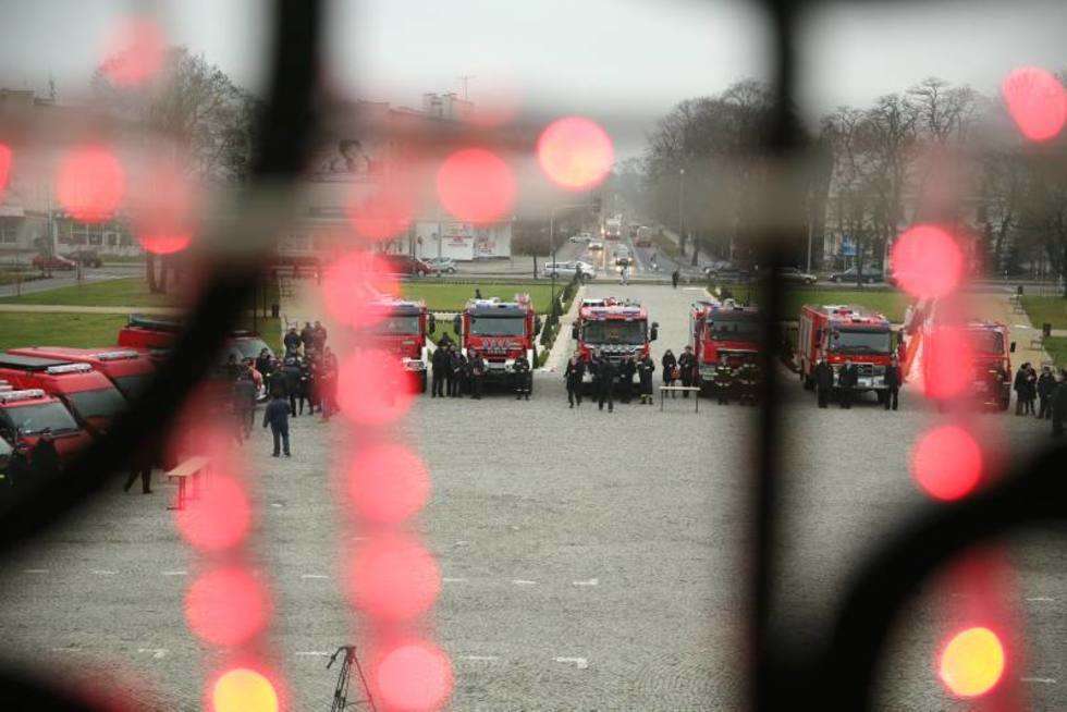  27 samochodów dla strażaków-ochotników (zdjęcie 2) - Autor: Maciej Kaczanowski