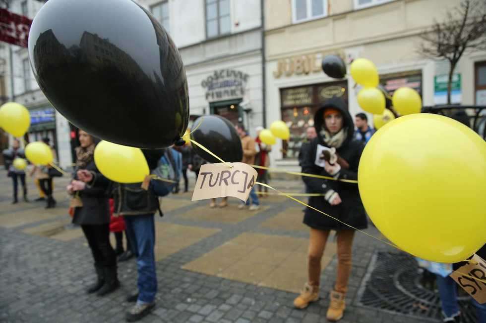  Happening Amnesty International  (zdjęcie 2) - Autor: Maciej Kaczanowski