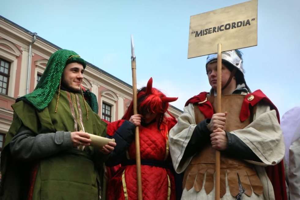  Orszak Trzech Króli w Lublinie (zdjęcie 32) - Autor: Wojciech Nieśpiałowski
