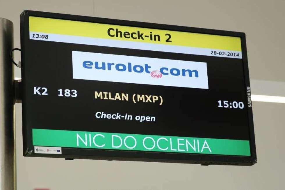  Około 50 osób odleciało w piątek z lubelskiego lotniska do Mediolanu. Połączenie z włoskim miastem uruchomiła linia Eurolot. Jak zapowiada Port Lotniczy Lublin i prezydent miasta, wkrótce możemy spodziewać się ogłoszenia nowych kierunków. Fot. Maciej Kaczanowski