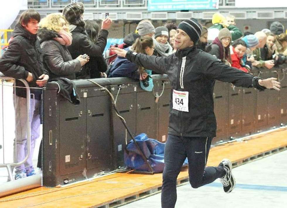  744 osoby wzięły udział w Trzeciej Dysze do Maratonu Lubelskiego. Najszybszy był Artur Kern z Hrubieszowa. 10 kilometrów pokonał w 31 minut i 35 sekund. Fot. Maciej Kaczanowski