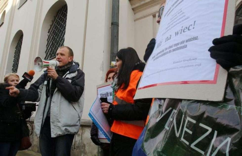  Protest pracowników TVP (zdjęcie 5) - Autor: Dorota Awiorko - Klimek