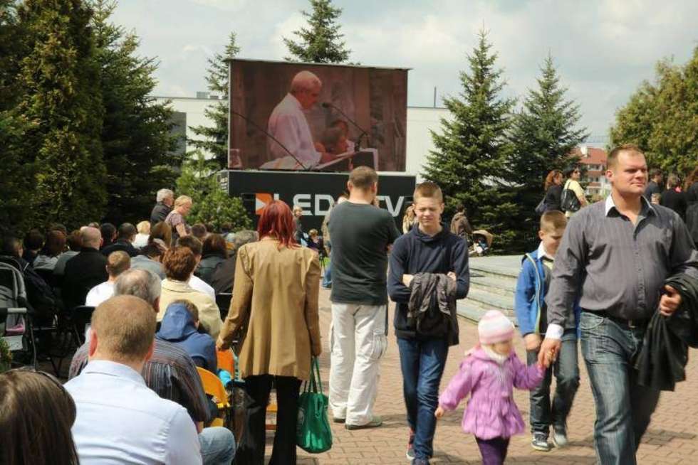  Kanonizacja Jana Pawła II. Lublin i Kraśnik (zdjęcie 17) - Autor: Maciej Kaczanowski