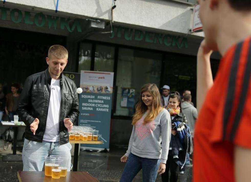  Beer-pong - piwny konkurs (zdjęcie 4) - Autor: Maciej Kaczanowski
