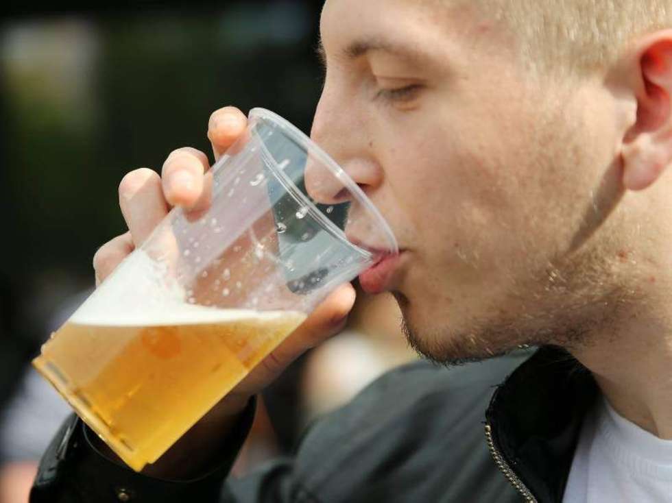  Beer-pong - piwny konkurs (zdjęcie 6) - Autor: Maciej Kaczanowski