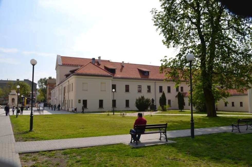  Gmina Lublin została wyróżniona za konserwację i restaurację dawnego klasztoru powizytkowskiego przy ul. Peowiaków 12. 