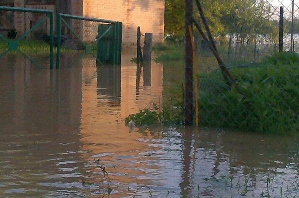  Alarm powodziowy w woj. lubelskim - zdjęcia internautów (zdjęcie 5) - Autor: Wiola Mi