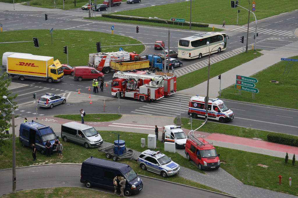 Alarm bombowy w skarbówce na Czechowie 