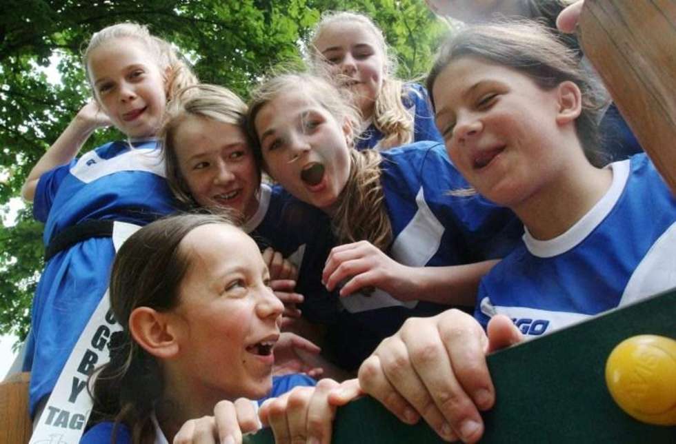  Turniej dziewcząt w rugby TAG (zdjęcie 6) - Autor: Dorota Awiorko - Klimek