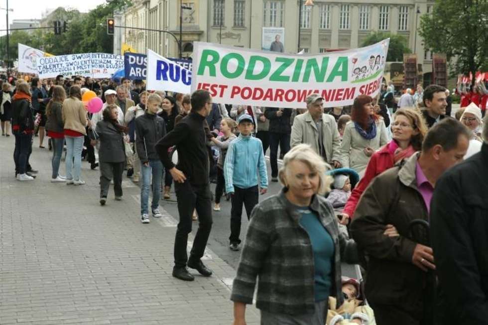  Marsz Dla Życia i Rodziny i zbieranie monet (zdjęcie 4) - Autor: Maciej Kaczanowski