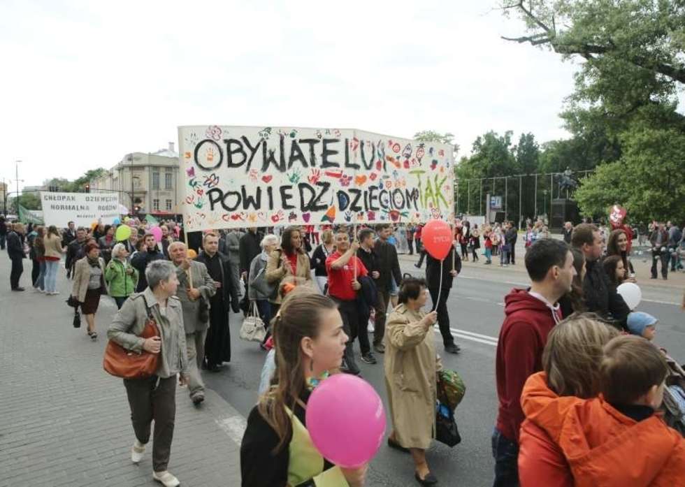  Marsz Dla Życia i Rodziny i zbieranie monet (zdjęcie 5) - Autor: Maciej Kaczanowski