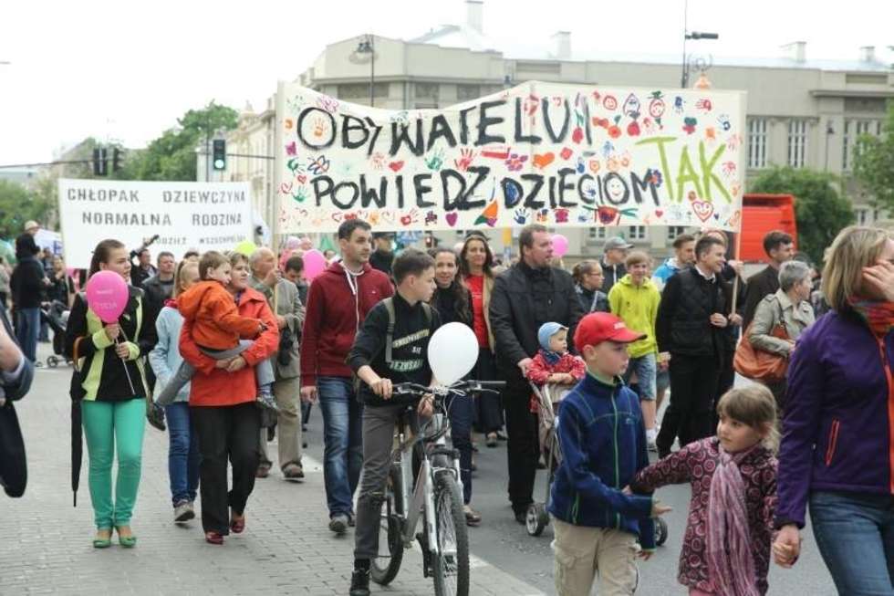  Marsz Dla Życia i Rodziny i zbieranie monet (zdjęcie 9) - Autor: Maciej Kaczanowski