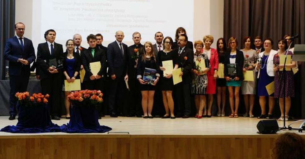  Nagrody dla najzdolniejszych uczniów (zdjęcie 6) - Autor: Dorota Awiorko - Klimek