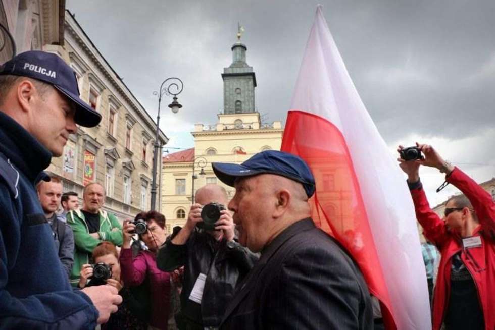  Manifestacja narodowców w centrum Lublina (zdjęcie 4) - Autor: Dorota Awiorko - Klimek