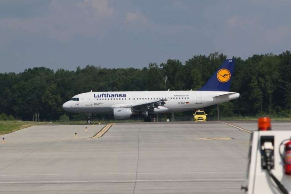  Lufthansa po raz pierwszy na lotnisku Lublin (zdjęcie 7) - Autor: Maciej Kaczanowski