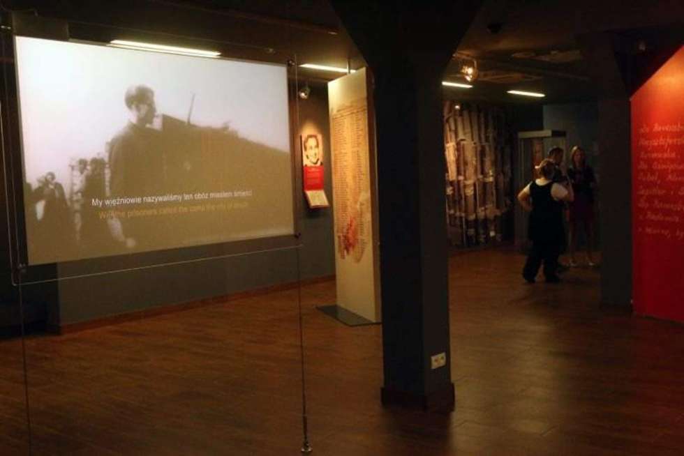  Wystawa Więźniowie Majdanka (zdjęcie 21) - Autor: Wojciech Nieśpiałowski