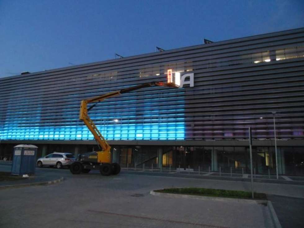  Testy podświetlenia nowego stadionu w Lublinie (zdjęcie 9) - Autor: UM Lublin