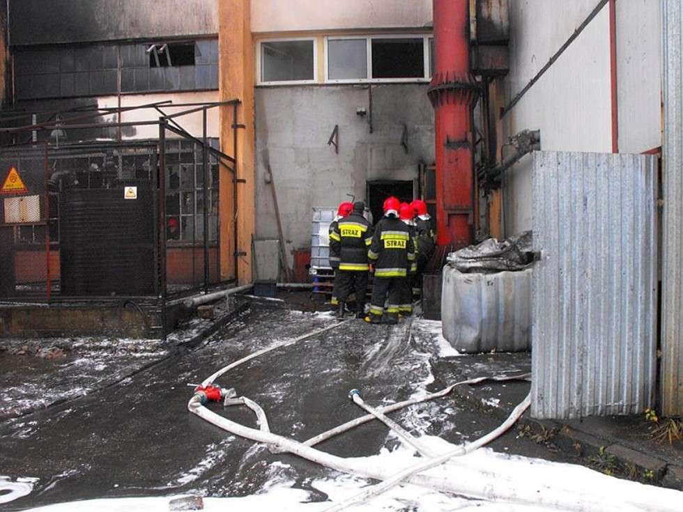  Pożar w budynku dawnej fabryki Daewoo  - Autor: Bartosz Sokoluk