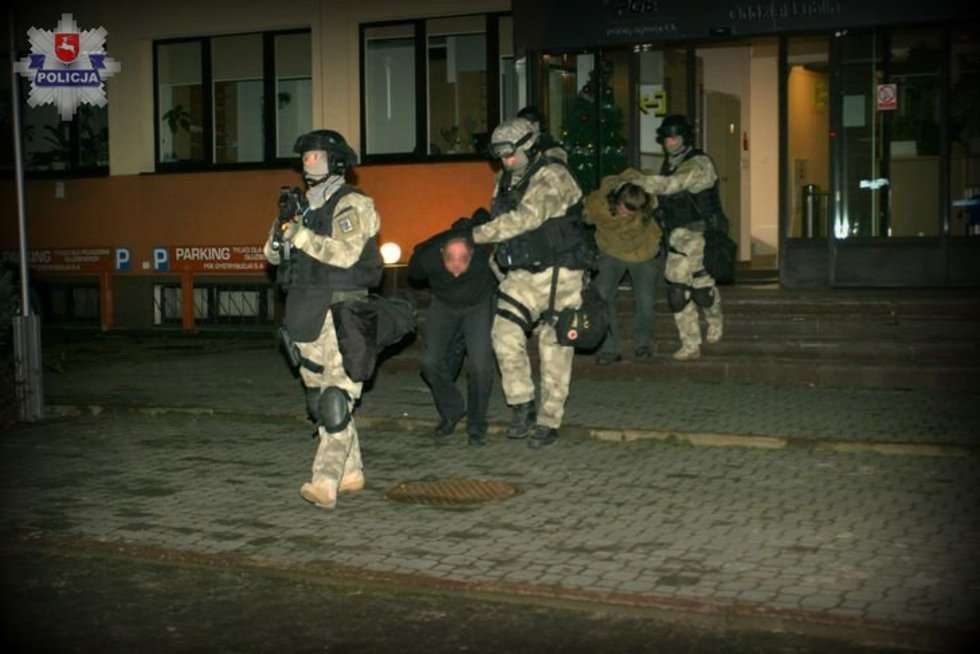  Terroryści w PGE. Ćwiczenia  - Autor: Policja