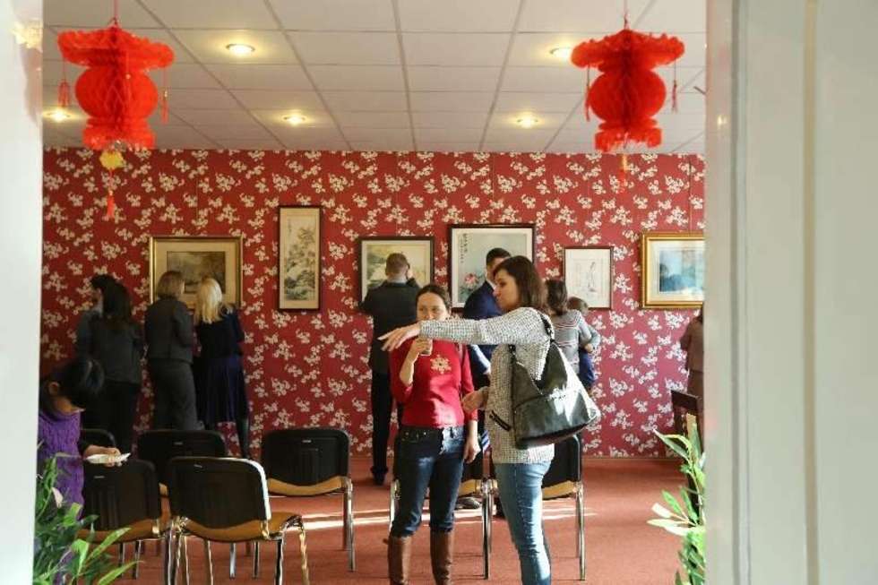  W lubelskim Centrum Języka i Kultury Chińskiej "Oriental" otwarto wystawę haftu chińskiego. Fot. Maciej Kaczanowski  