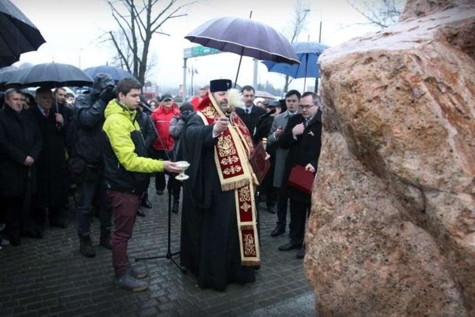  Odsłonięcie pomnika ofiar wielkiego Głodu  - Autor: Wojciech Nieśpiałowski