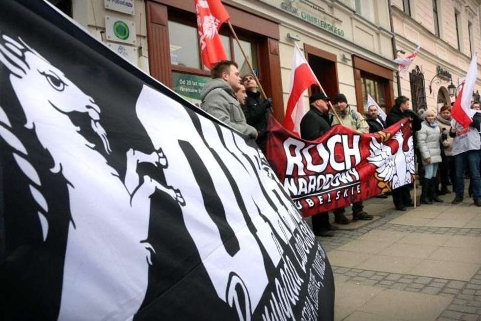  Manifestacja związków zawodowych w centrum Lublina (zdjęcie 11) - Autor: Wojciech Nieśpiałowski