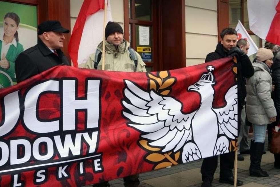  Manifestacja związków zawodowych w centrum Lublina (zdjęcie 14) - Autor: Wojciech Nieśpiałowski